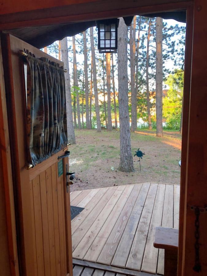 Lakeshore Lily Pad Хейвард Экстерьер фото